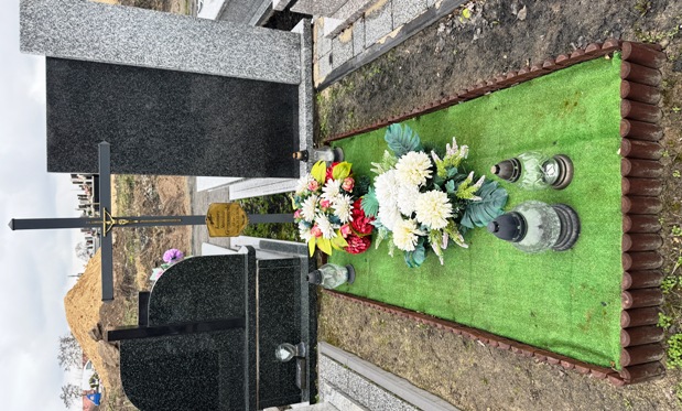 Grób Kazimierz Grzywanowski