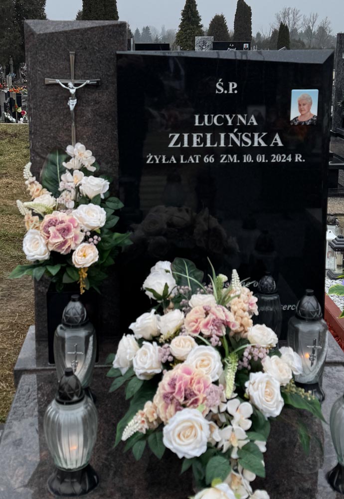 Lucyna Zielińska 1957 Mińsk Mazowiecki - Grobonet - Wyszukiwarka osób pochowanych