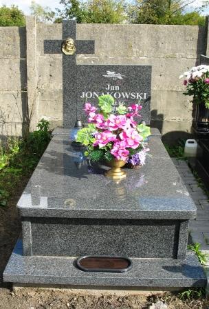 Grób Jan Jonakowski